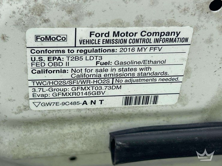 2016-ford-explorer-image-10