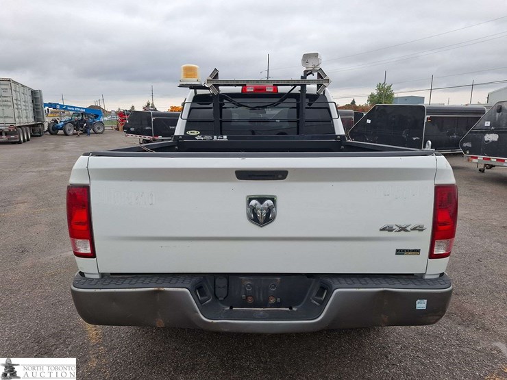2011-dodge-1500-image-6