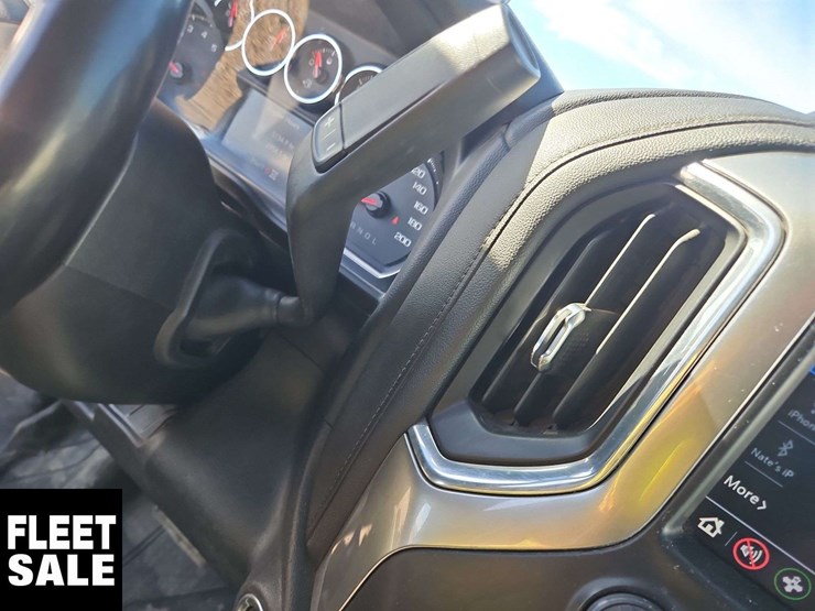 2020-chevrolet-silverado-1500-image-12