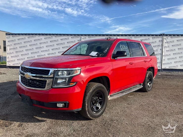2018-chevrolet-tahoe-image-1
