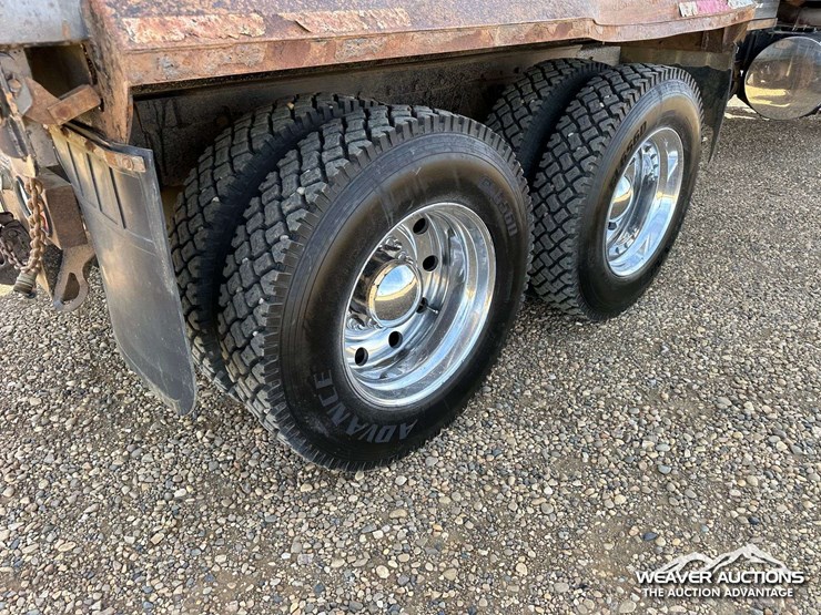 kenworth-t800b-image-46
