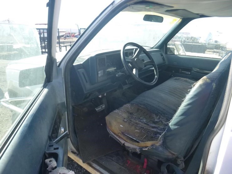 1990-chevrolet-3500-image-5