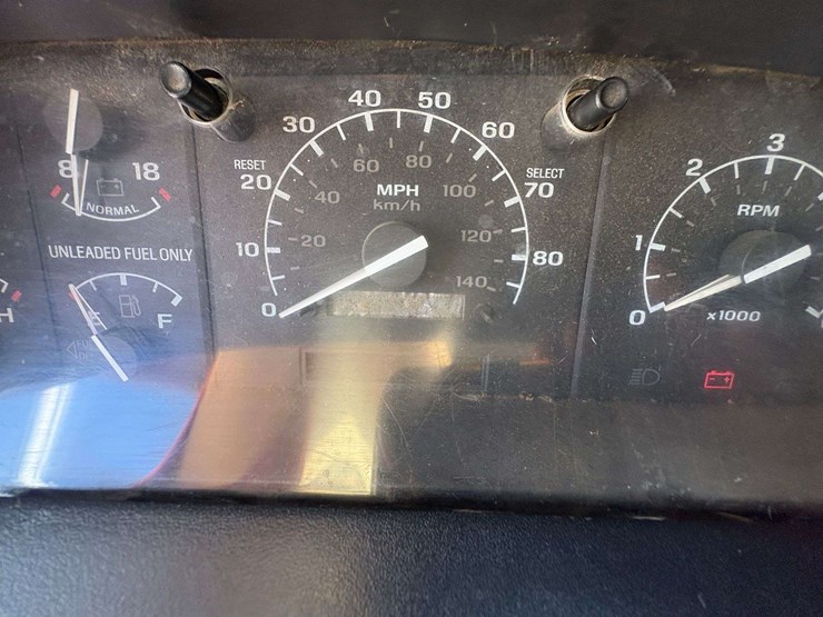 1996-ford-f150-image-13