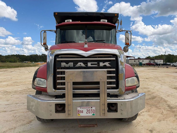 2007-mack-granite-ctp713b-image-6