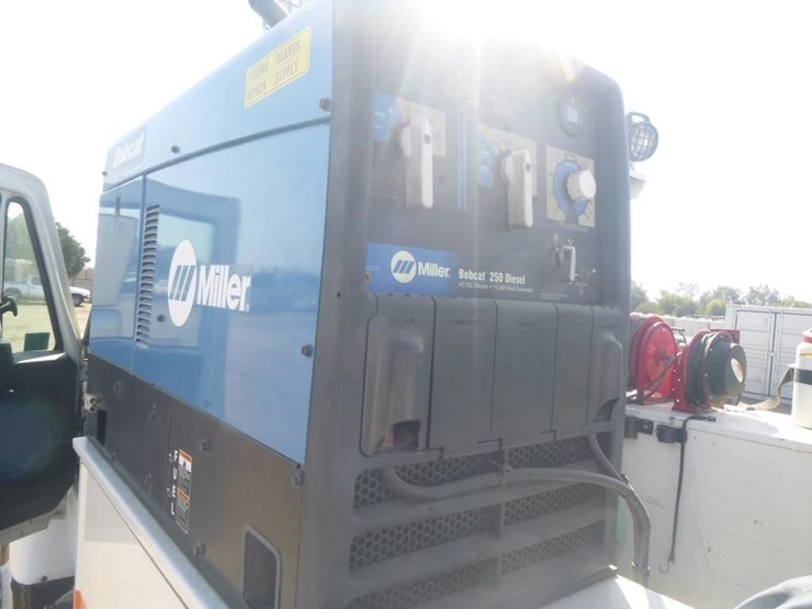 2003-international-workstar-7300-image-36