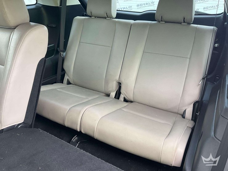 2013-mazda-cx9-image-24