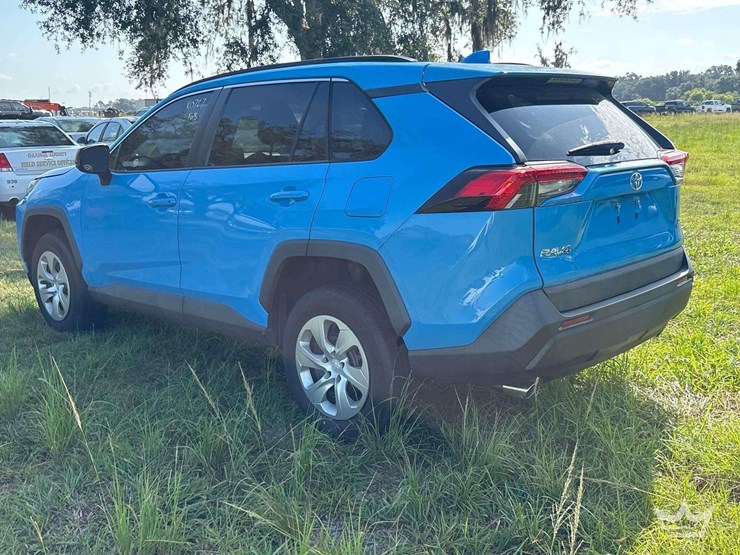 2021-toyota-rav4-image-4