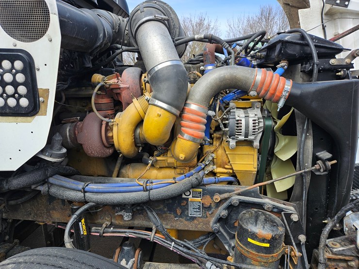 2006-kenworth-t600-image-23