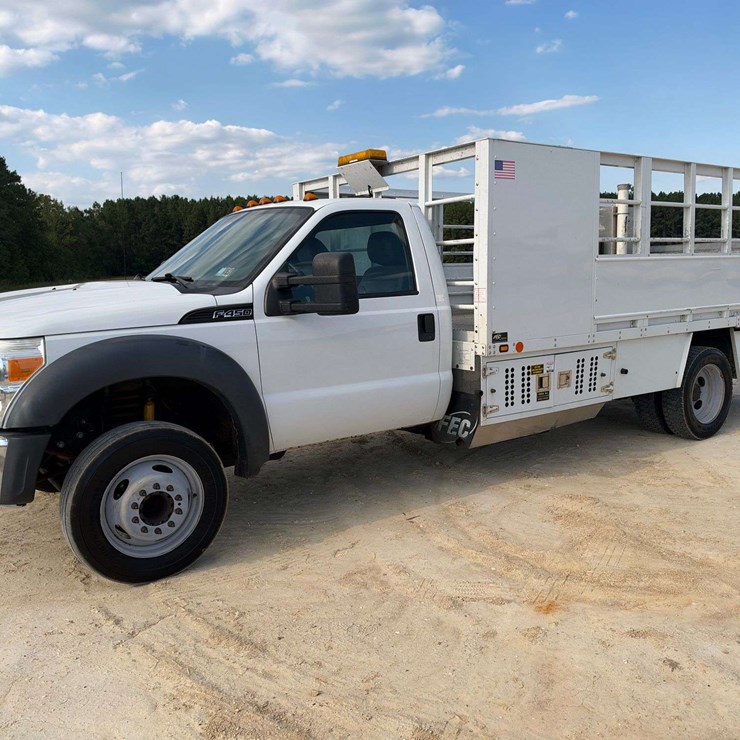2011 FORD F450