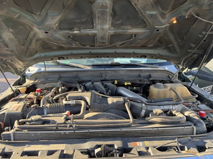2011-ford-f350-image-12