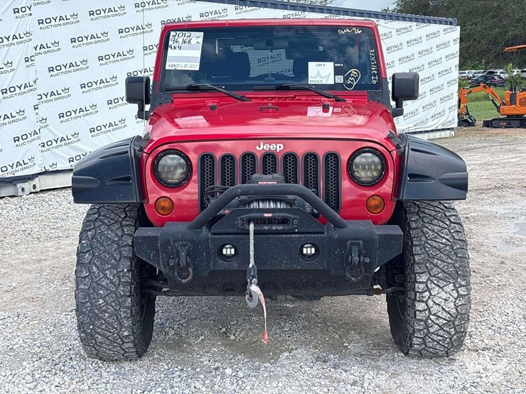 2012-jeep-wrangler-image-23