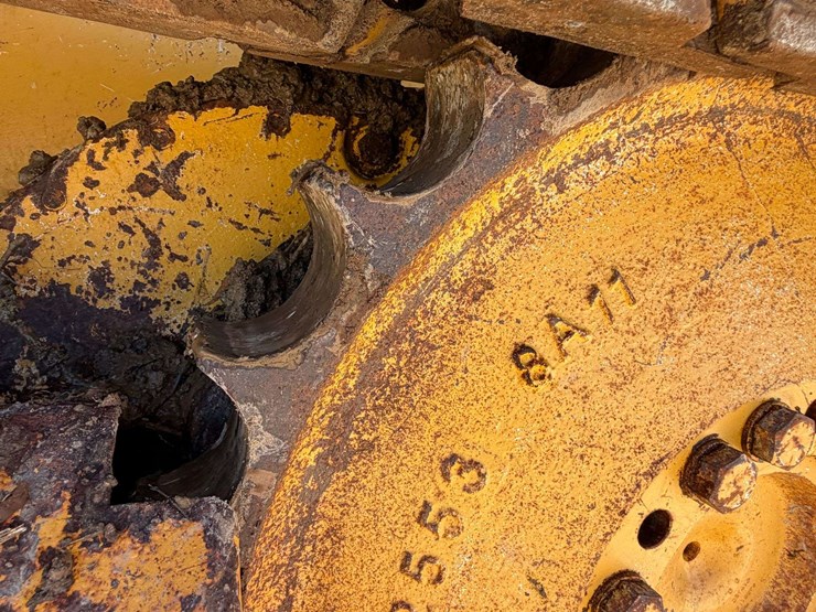 2018-deere-650k-image-26