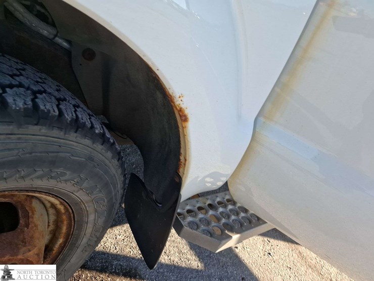 2012-ford-f350-image-27
