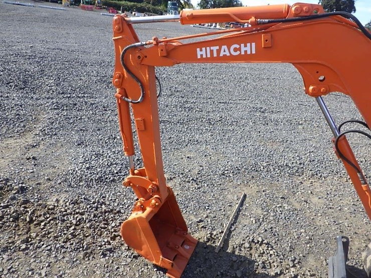 hitachi-ex15-image-9