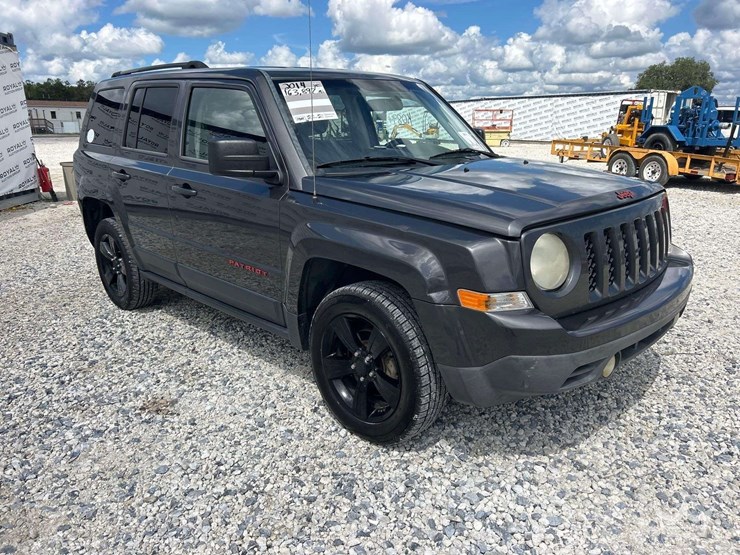 2014-jeep-patriot-image-4