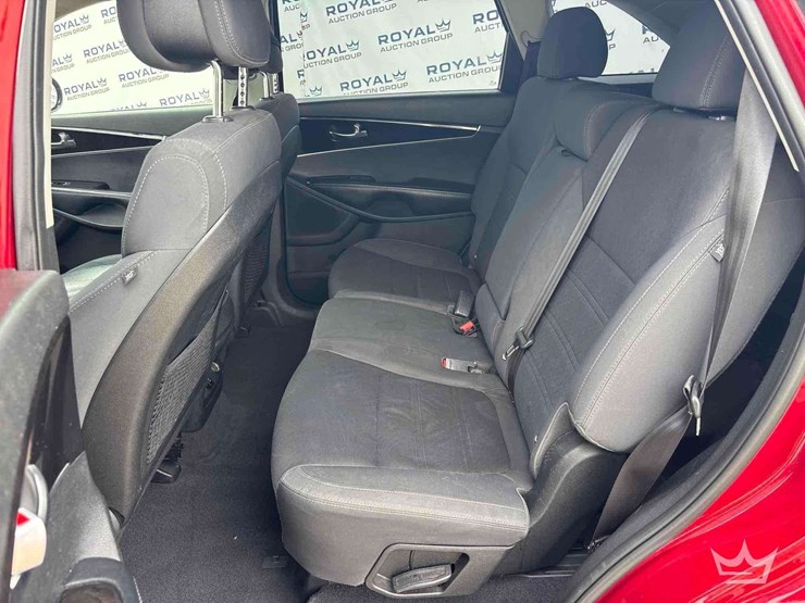 2016-kia-sorento-image-22
