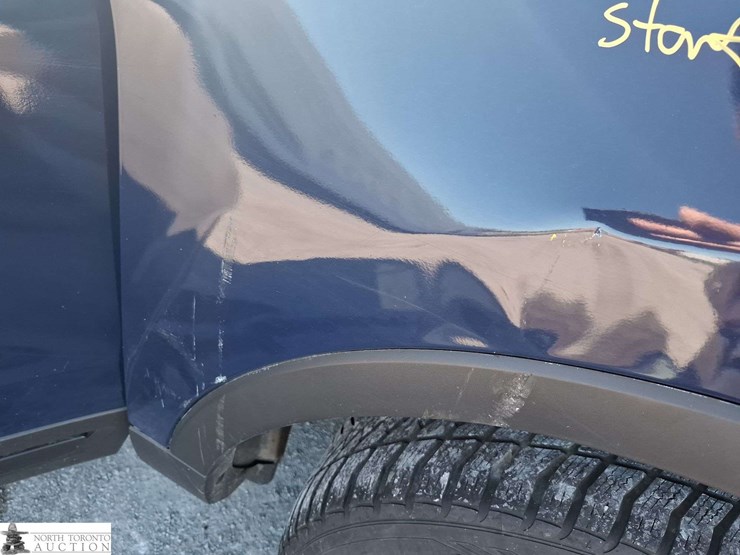 2016-ford-explorer-image-27