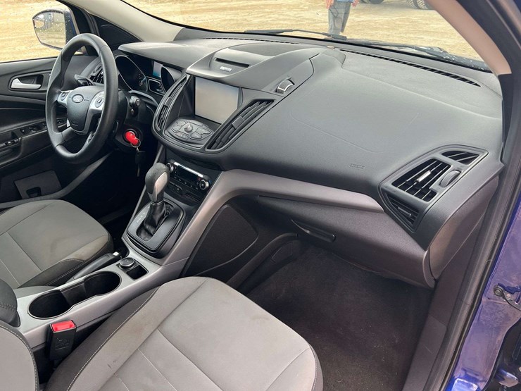 2014-ford-escape-image-18
