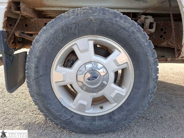 2009-ford-f150-image-18