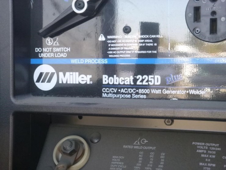 1999-bobcat-225d-image-12