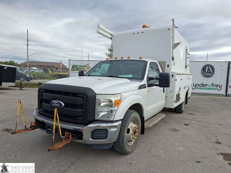 2012-ford-f350-image-1