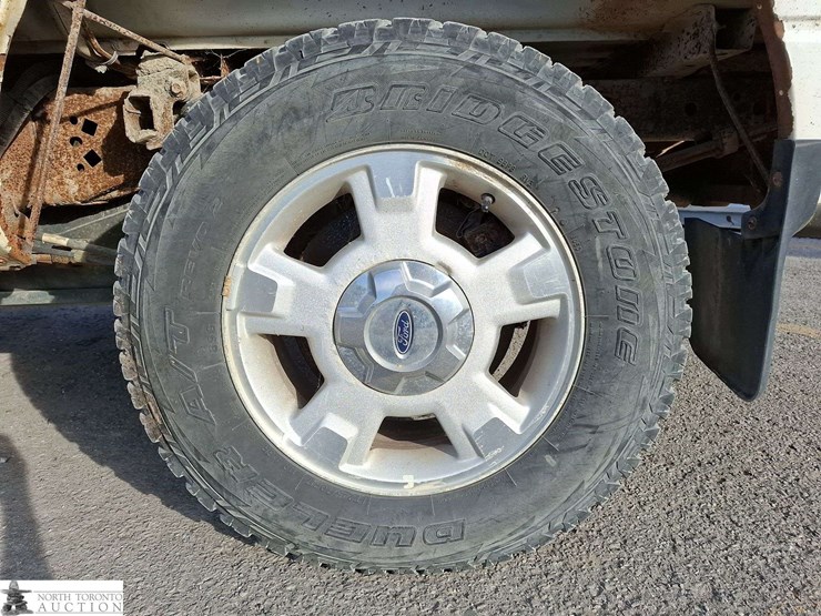 2009-ford-f150-image-17