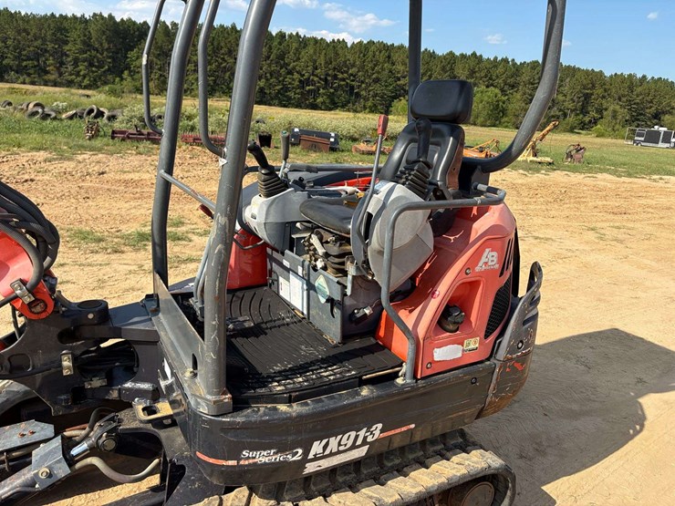 2016-kubota-kx91-3-image-5