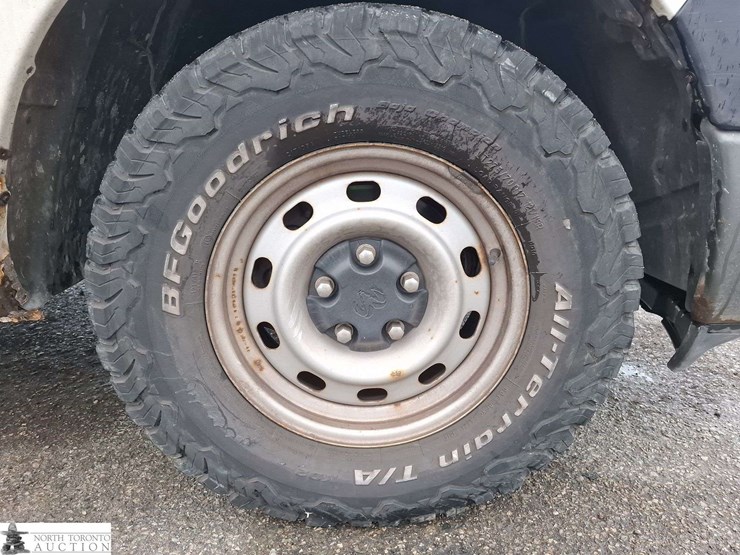 2011-dodge-1500-image-19