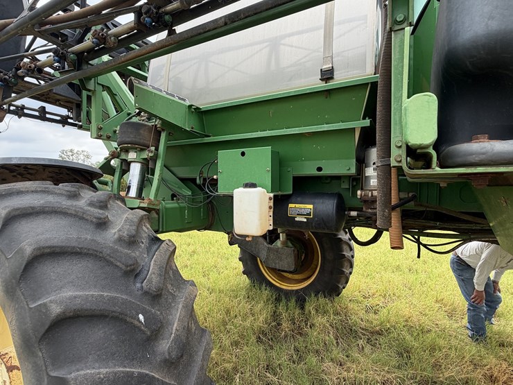 2010-john-deere-4830-image-19