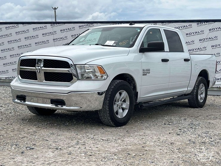 2022-dodge-1500-image-1