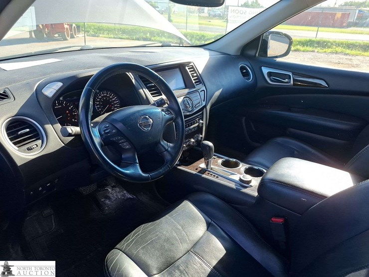 2014-nissan-pathfinder-image-10