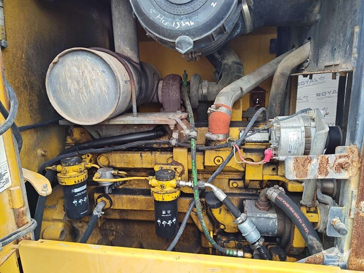2004-deere-544j-image-16