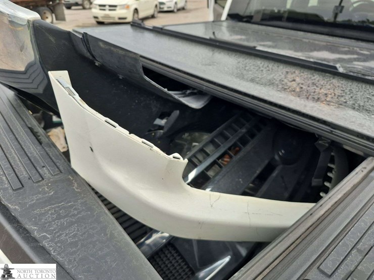2019-ford-f150-image-23