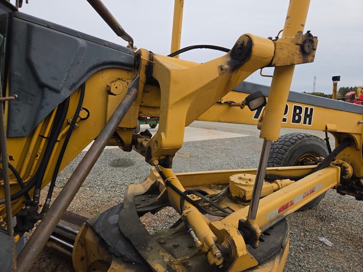 deere-772bh-image-25