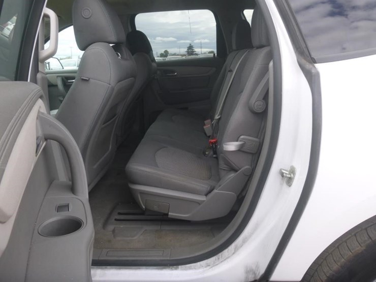 2017-chevrolet-traverse-image-7