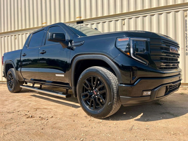 2024-gmc-sierra-1500-image-4