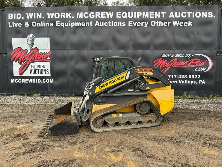 new-holland-c332-image-1