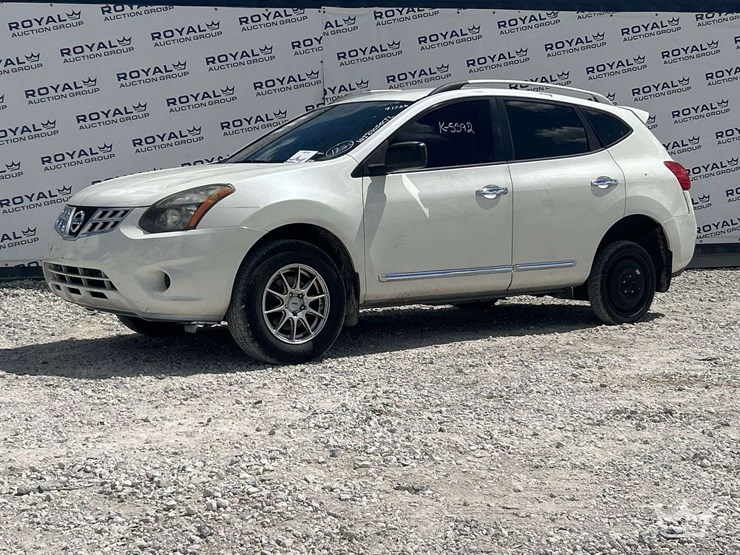 nissan-rogue-image-1