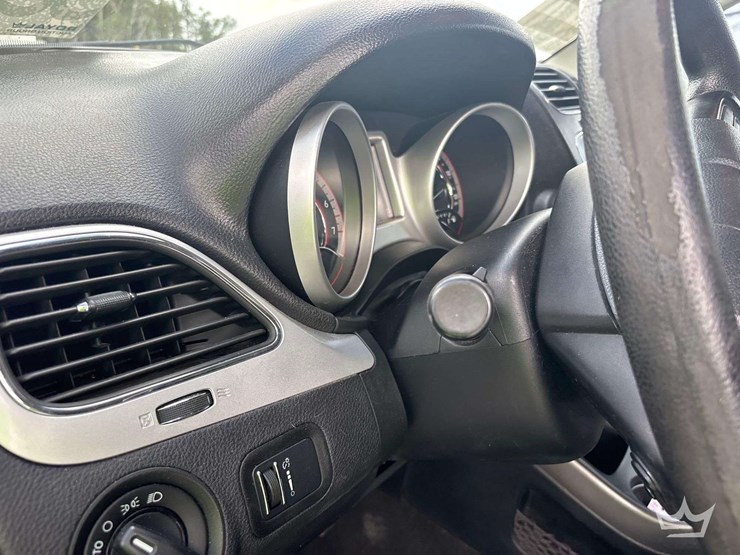2017-dodge-journey-image-12