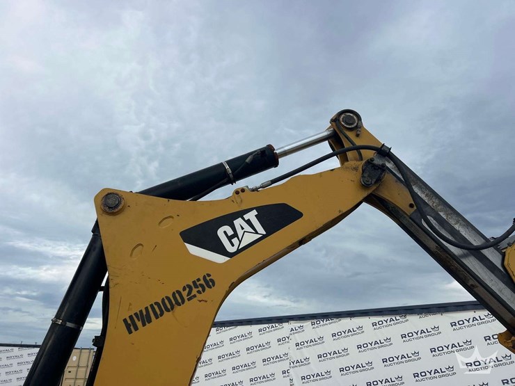 caterpillar-420f2-it-image-33