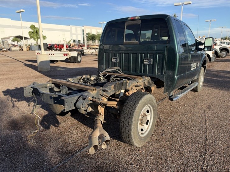 2011-ford-f350-image-4