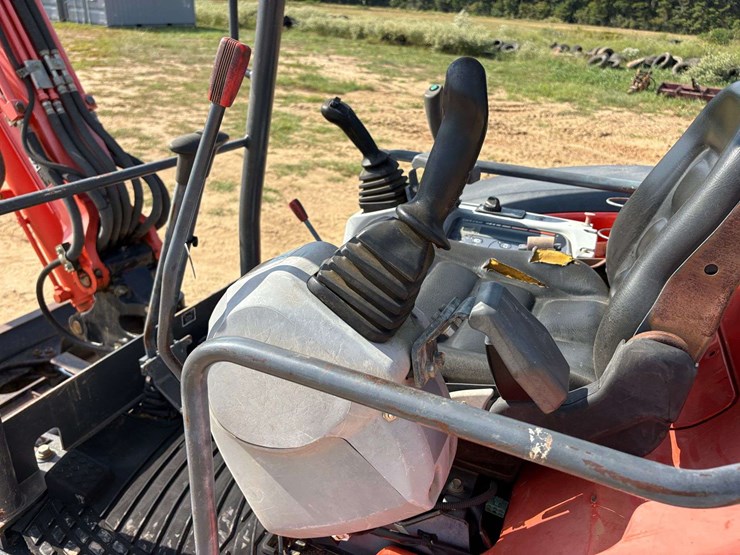 2016-kubota-kx91-3-image-11