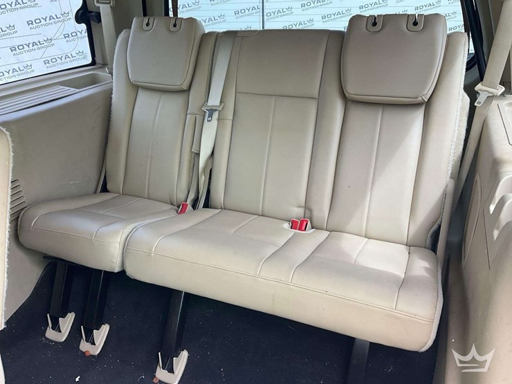 2016-ford-expedition-image-25