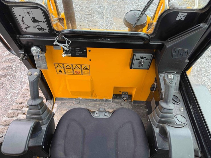 jcb-1cx-image-22