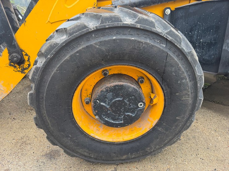 jcb-3cx-image-48