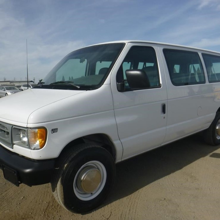 2000 FORD ECONOLINE 350