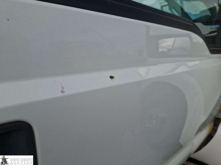 2011-ford-f350-image-29