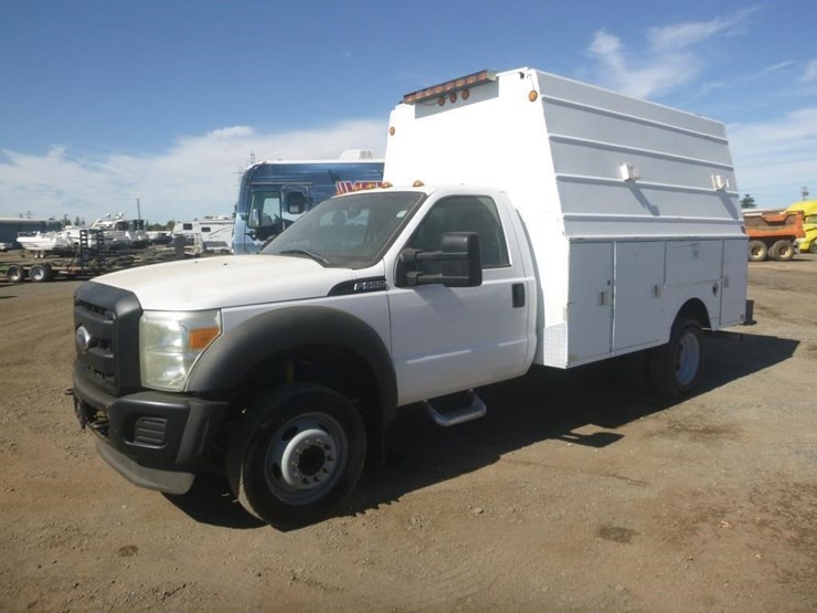 2011-ford-f550-image-1