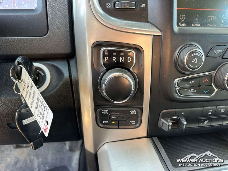 2018-dodge-1500-image-18