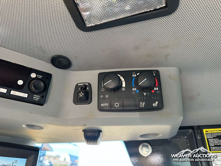 deere-624-image-89